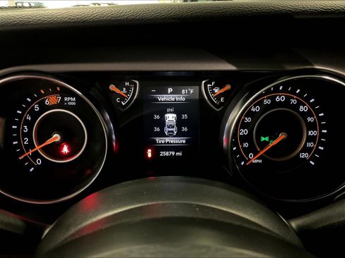 Used 2022 Jeep Wrangler Sport AWD/4WD image 11