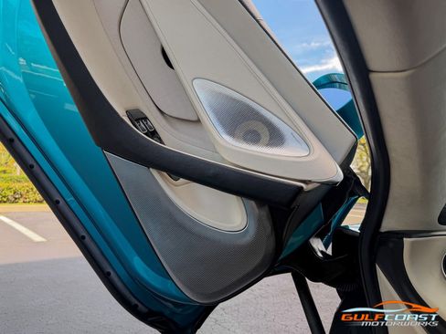 Used 2023 McLaren GT image 27