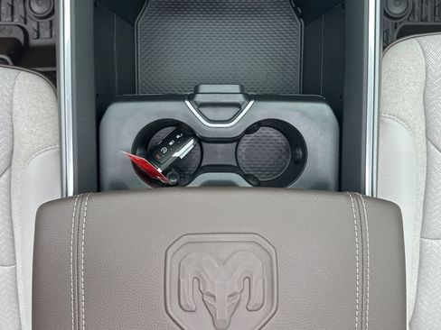 New 2026 RAM 1500 Laramie w/ Advanced Safety Group II AWD/4WD image 30