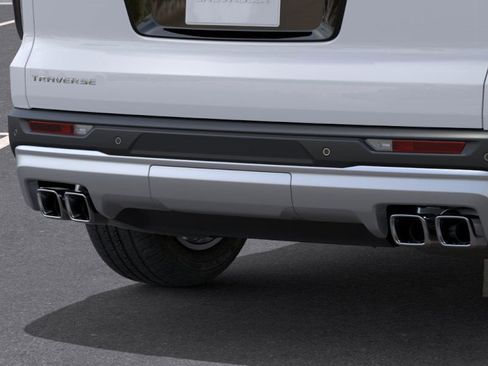 New 2026 Chevrolet Traverse LT image 14