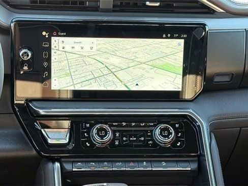 New 2026 GMC Sierra 1500 Denali w/ Denali Reserve Package image 17