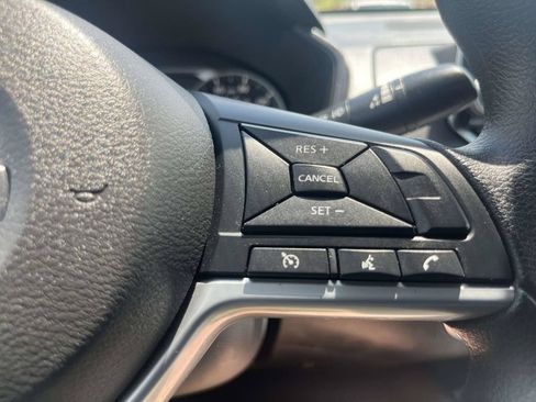 Used 2025 Nissan Altima 2.5 SV FWD image 20