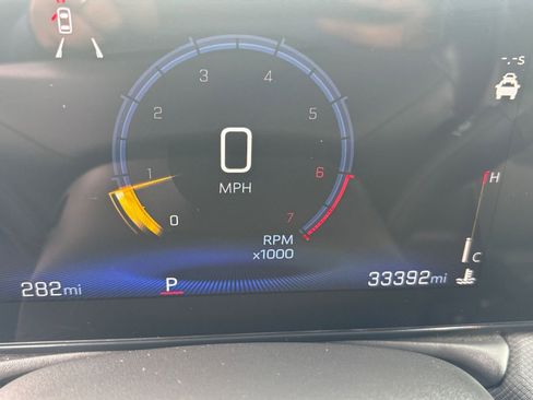 Used 2025 Chevrolet TrailBlazer LT FWD image 39