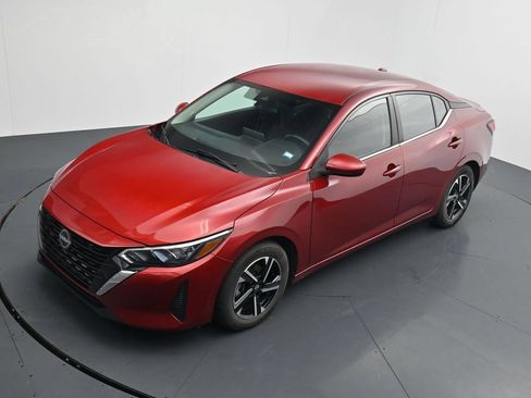 Used 2024 Nissan Sentra SV FWD image 26
