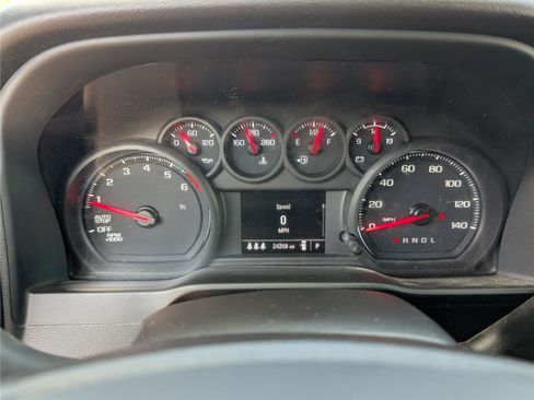 Used 2024 Chevrolet Silverado 1500 Custom AWD/4WD image 25