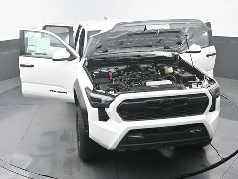 New 2026 Toyota Tacoma TRD Off-Road image 33