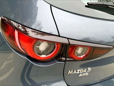 Used 2025 MAZDA MAZDA3 Carbon image 30