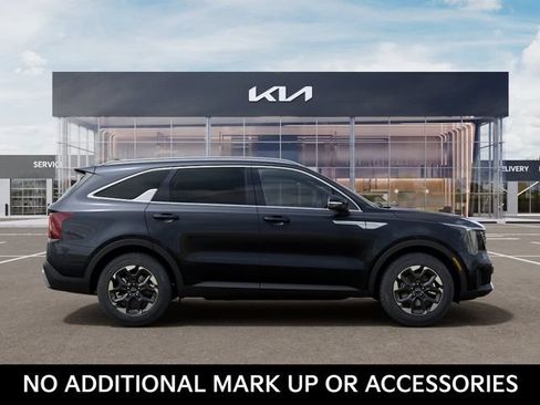 New 2026 Kia Sorento S FWD image 7