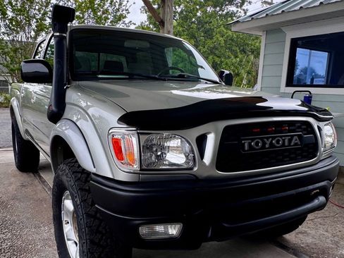 Used 2004 Toyota Tacoma 4x4 Double Cab image 2