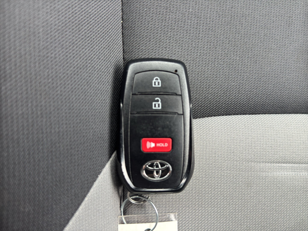 Used 2026 Toyota Tacoma TRD Off-Road AWD/4WD image 31