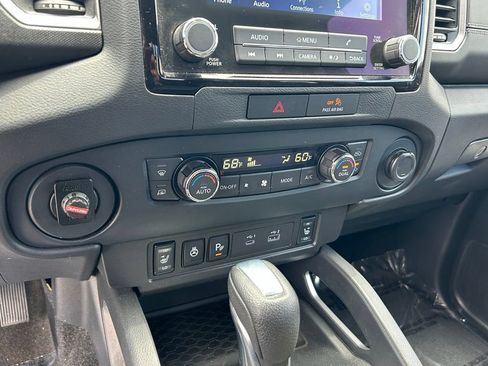 Used 2022 Nissan Frontier SV RWD image 34