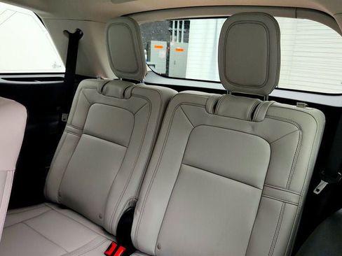 Used 2026 Lincoln Aviator Reserve AWD/4WD image 20