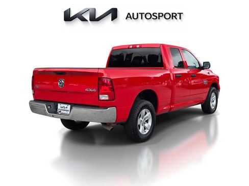 Used 2024 RAM 1500 Classic SLT AWD/4WD image 5