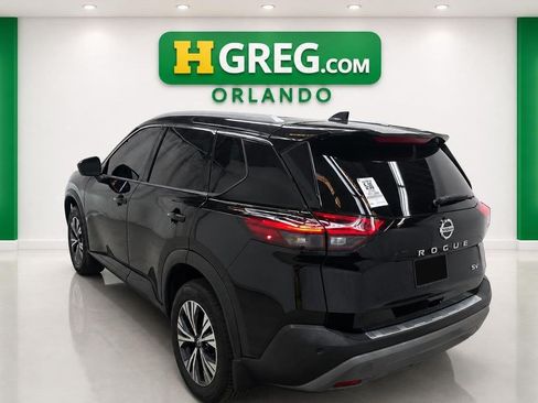 Used 2021 Nissan Rogue SV w/ Premium Package FWD image 2
