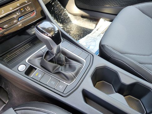 New 2025 Volkswagen Jetta SEL image 29