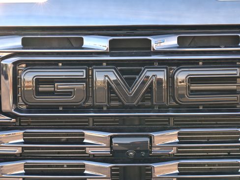 Used 2024 GMC Sierra 3500 Denali Ultimate image 42
