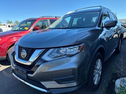 Used 2018 Nissan Rogue SV w/ Premium Package