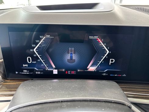 Used 2025 BMW X7 xDrive40i w/ Premium Package AWD/4WD image 20