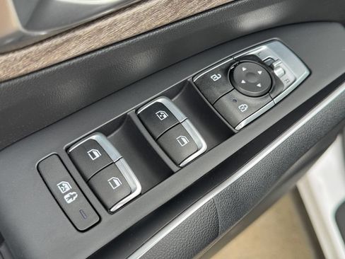 Used 2023 Kia Sorento S w/ Panoramic Sunroof Package AWD/4WD image 19