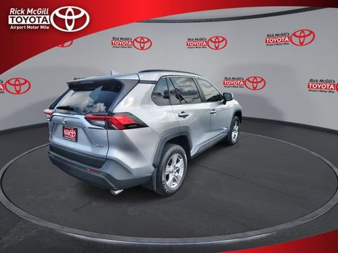 Used 2024 Toyota RAV4 XLE FWD image 8