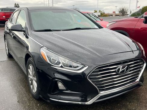Used 2018 Hyundai Sonata SE image 3