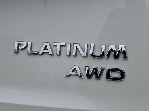 Certified 2023 Nissan Rogue Platinum image 35