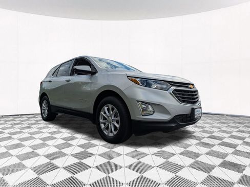 Used 2018 Chevrolet Equinox LT AWD/4WD image 13
