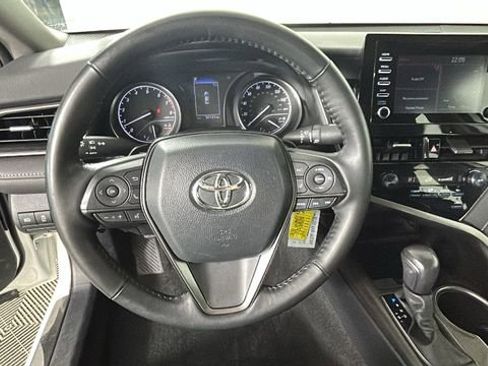 Used 2024 Toyota Camry SE FWD image 15