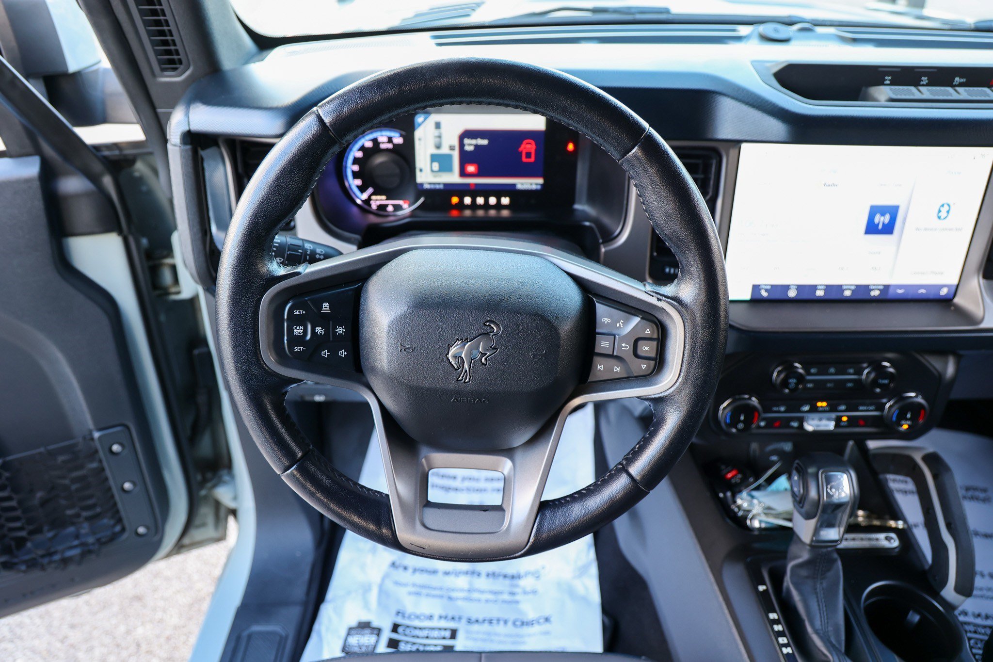 Used 2022 Ford Bronco Outer Banks AWD/4WD image 47