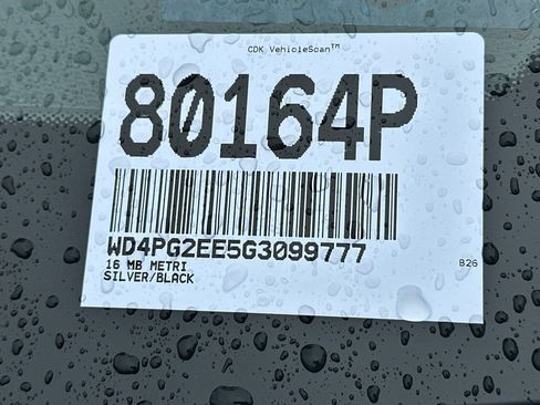 Used 2016 Mercedes-Benz Metris Passenger image 3