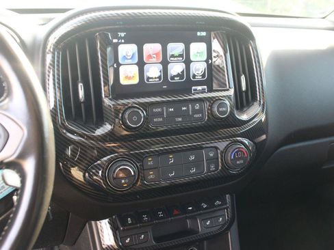 Used 2018 Chevrolet Colorado ZR2 AWD/4WD image 22