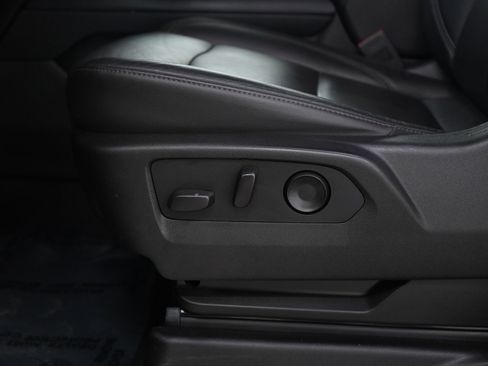 Used 2021 Chevrolet Tahoe Z71 w/ Luxury Package image 31