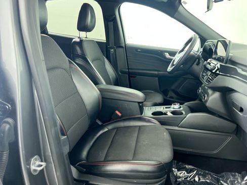 Used 2023 Ford Escape ST-Line FWD image 28
