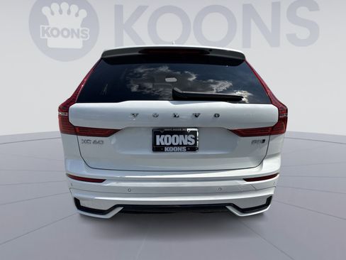Used 2023 Volvo XC60 B5 Plus w/ Climate Package AWD/4WD image 5