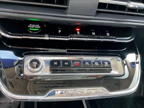 Used 2023 Lincoln Corsair Reserve w/ Equipment Group 201A FWD image 31