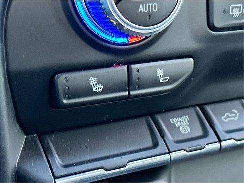 Used 2022 GMC Sierra 2500 SLT image 19