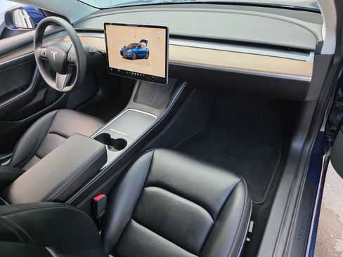 Used 2022 Tesla Model 3 Long Range AWD/4WD image 28