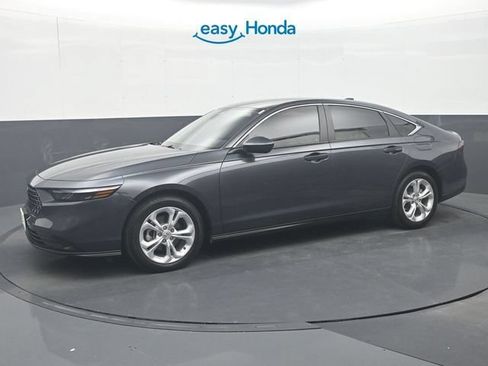 Used 2025 Honda Accord LX image 4
