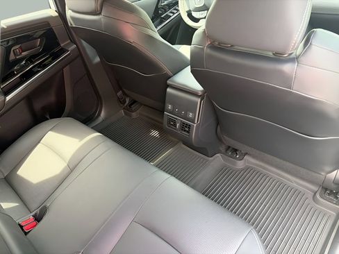 Certified 2023 Subaru Solterra AWD image 15