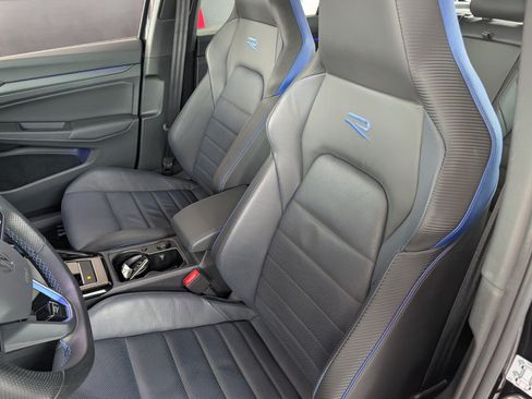 Used 2023 Volkswagen Golf R AWD/4WD image 10