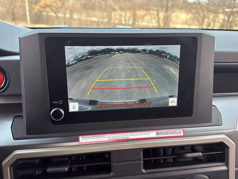 Used 2024 Toyota Tacoma TRD Sport image 33