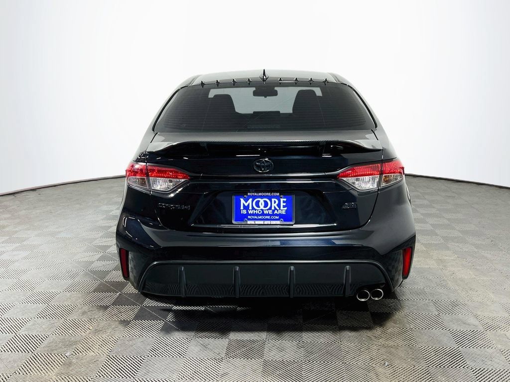 Certified 2025 Toyota Corolla SE FWD image 6