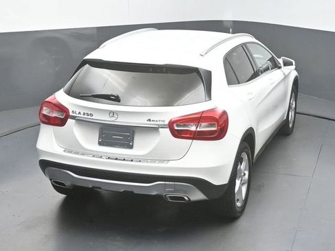 Used 2019 Mercedes-Benz GLA 250 4MATIC image 46