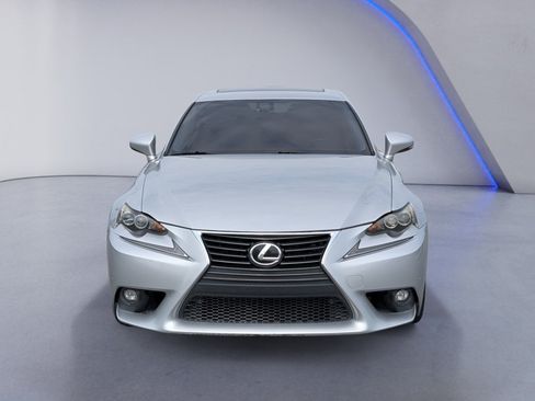 Used 2016 Lexus IS 350 w/ Navigation System Package RWD image 3