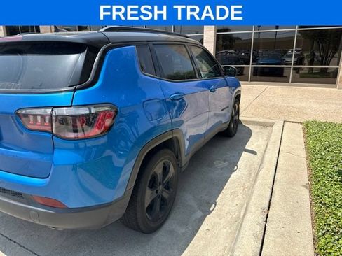 Used 2021 Jeep Compass Latitude w/ Sun and Sound Group FWD image 5