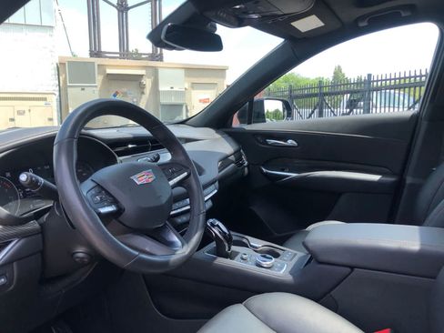 Used 2023 Cadillac XT4 Sport AWD/4WD image 7
