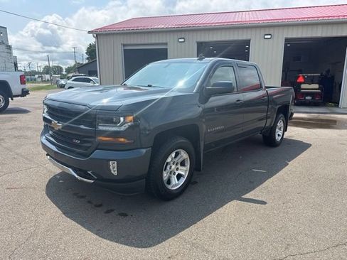 Used 2018 Chevrolet Silverado 1500 LT w/ All Star Edition AWD/4WD image 7