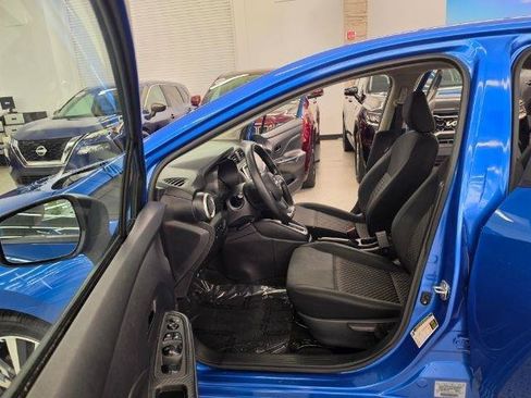 Used 2023 Nissan Versa S w/ S Plus Package FWD image 8