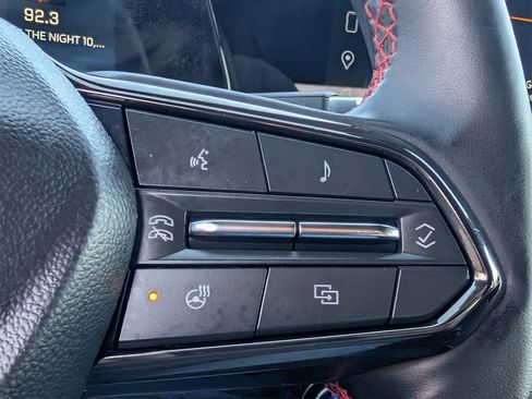 Certified 2025 Chevrolet Equinox RS image 22