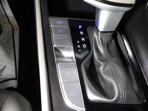 Used 2023 Hyundai Elantra Blue w/ Preferred Accessory Package image 15